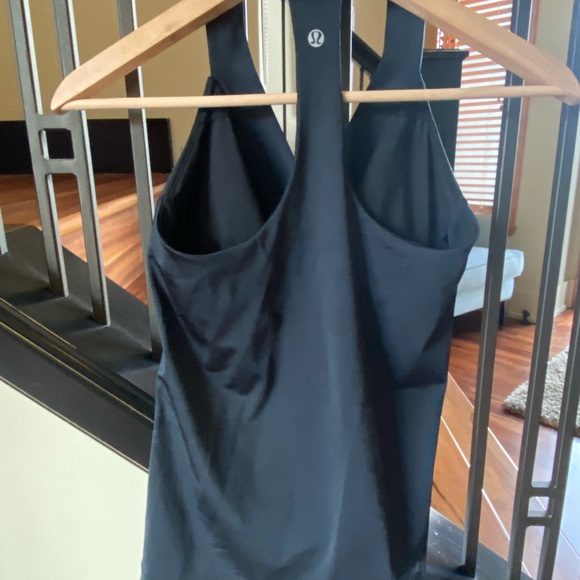 Halter workout Top - Picture 4 of 5